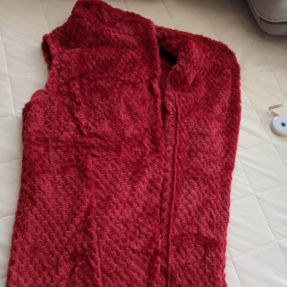 Fleece Boutique Vest - Picture 5 of 10